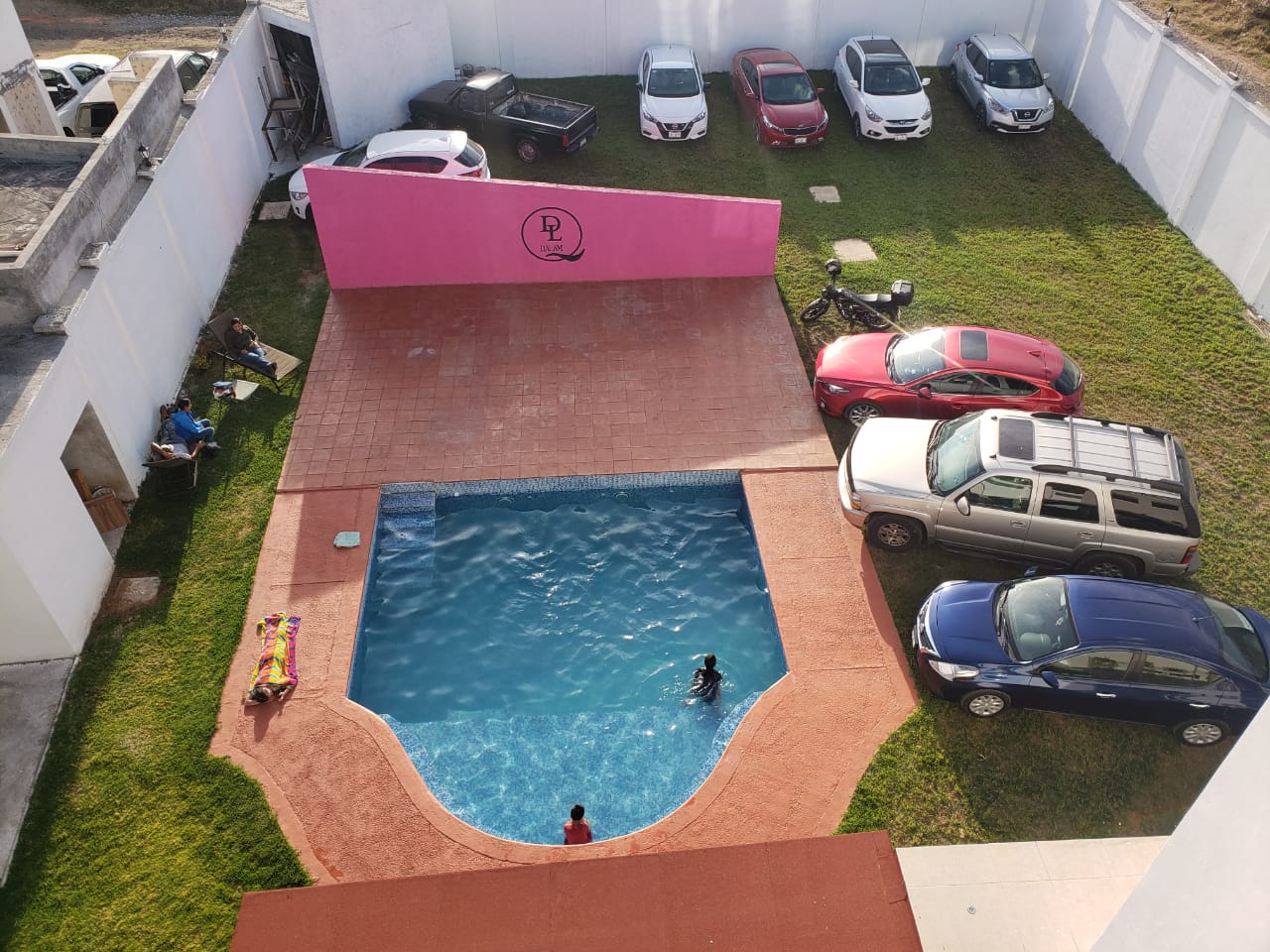 Alberca cristalina del Hotel Quinta Dalam